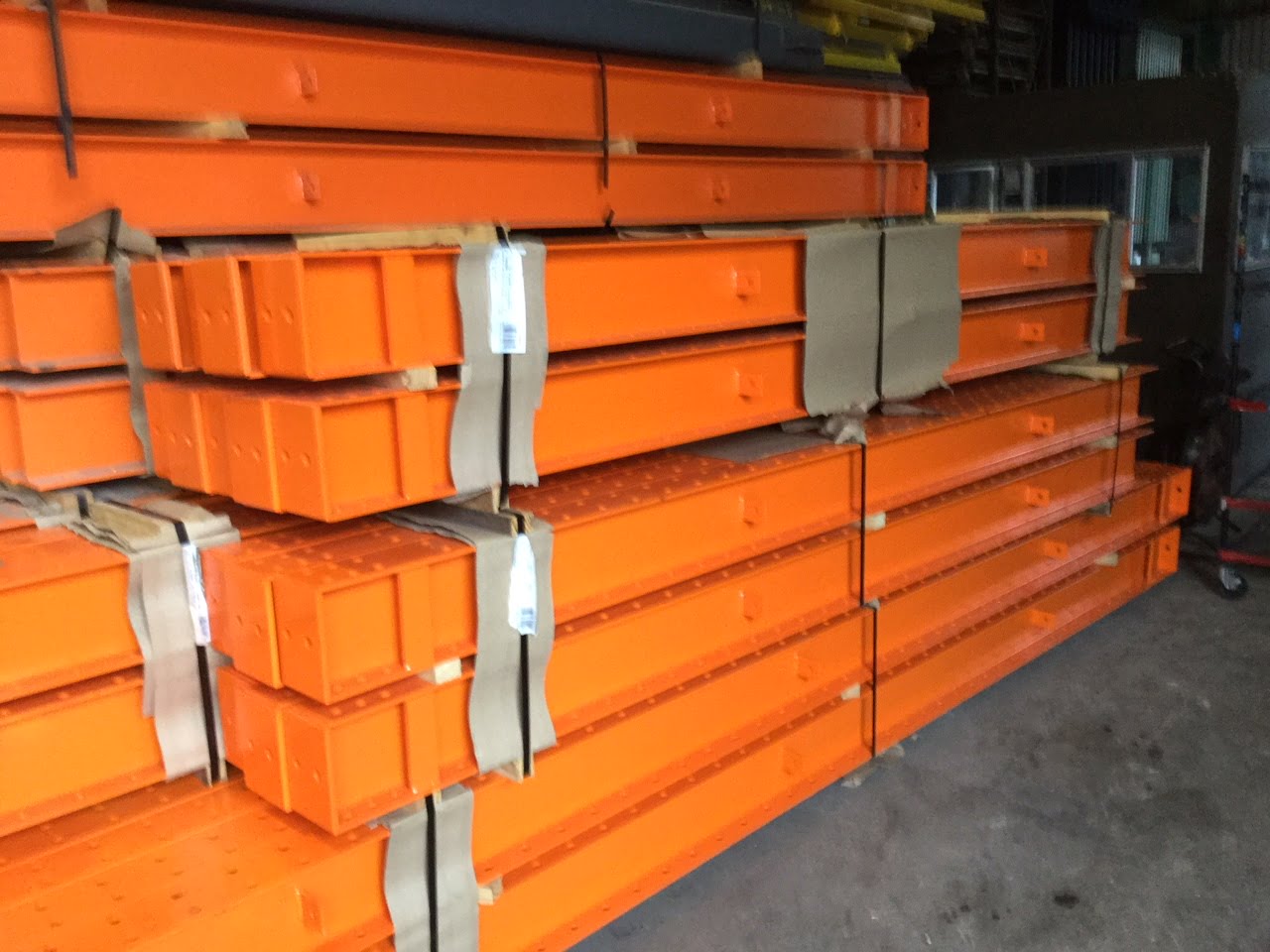 home depot style cantilever rack