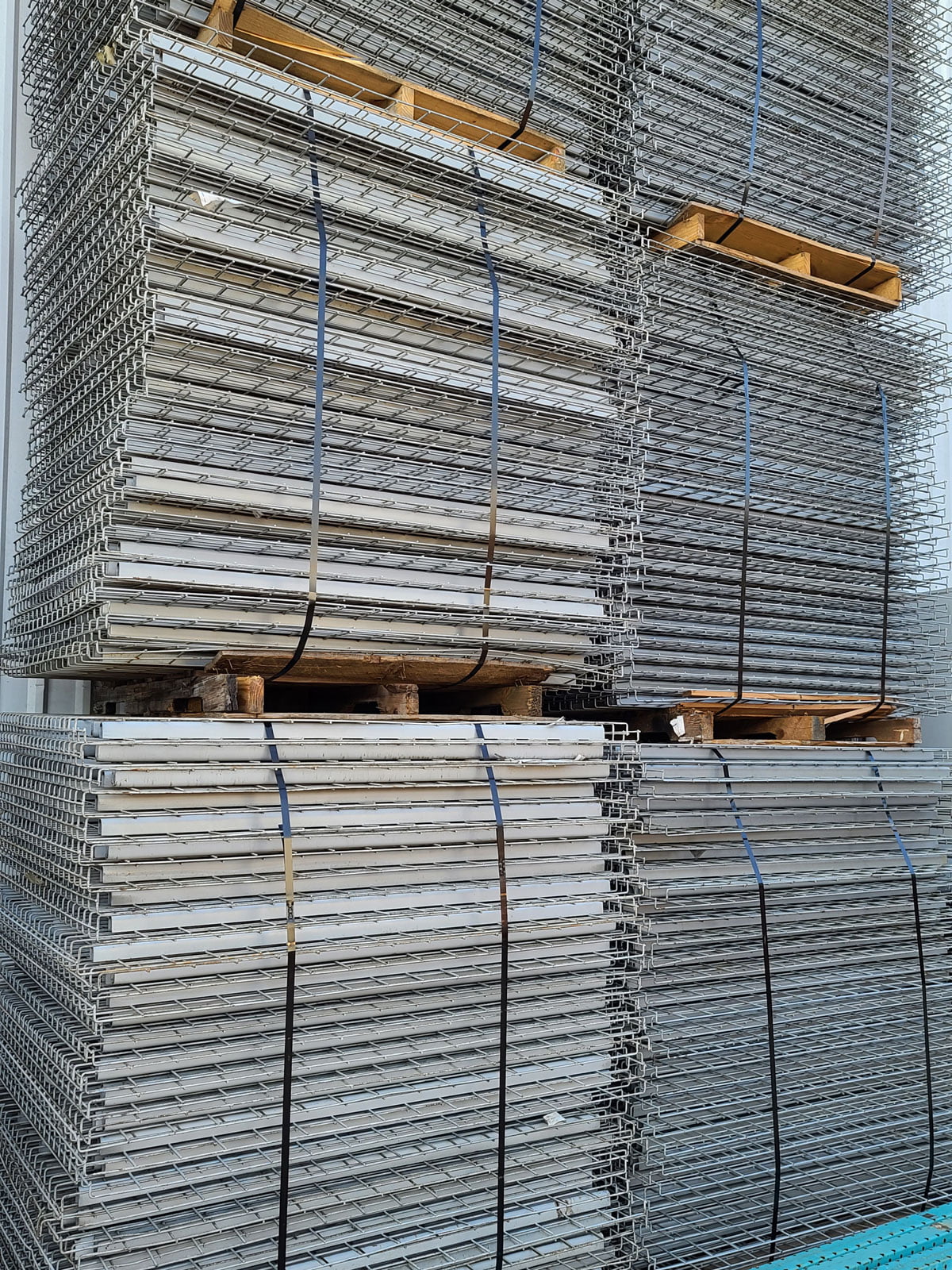 1,500 Wire Decks Priced For Quick Sale Pallet Rack Systems